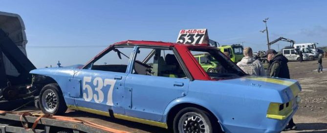 banger racing Ford Cortina